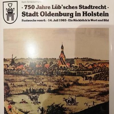 Einband der Brosch&uuml;re 750 Jahre L&uuml;b`sches Stadtrecht 
Copyright: Karin Sch&auml;ckermann
